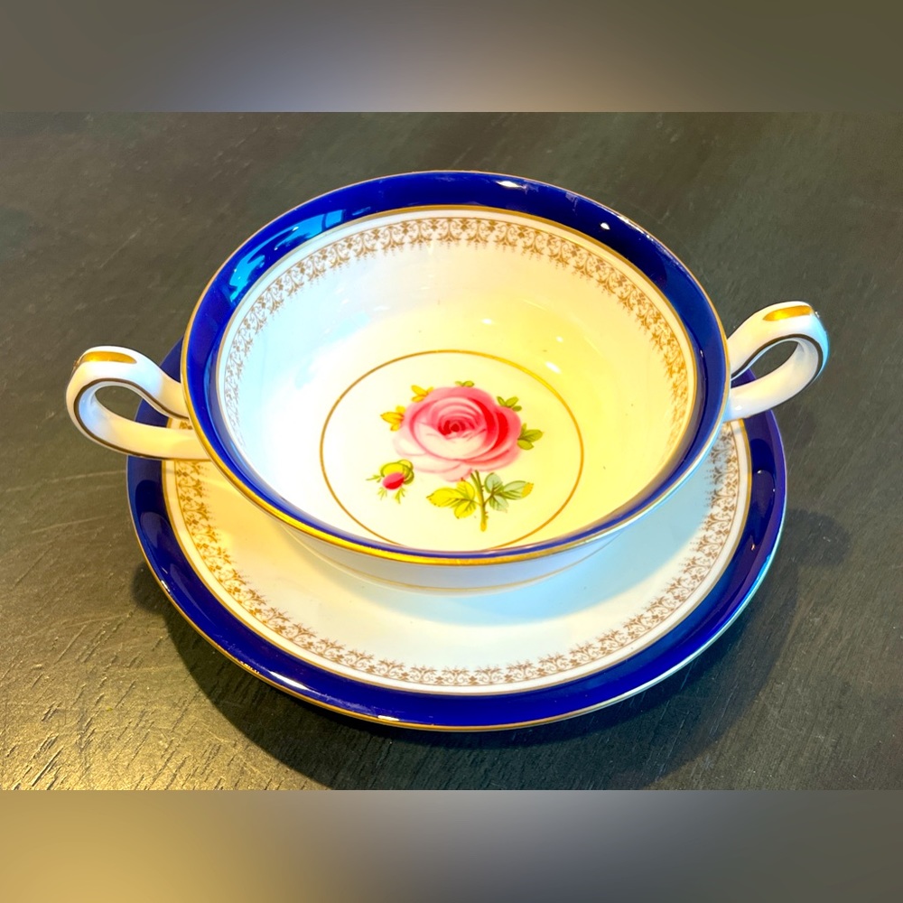 MINTONS EST. 1793 ENGLAD 4 Cobalt Blue &Gold  Double HandedTea Cups and Saucers
